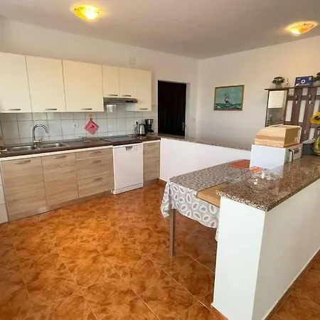 Relaxing Getaway Near Adriatic Sea 아파트