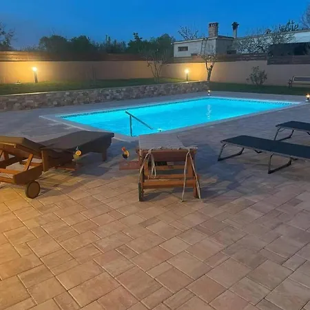 Apartman Relaxing Getaway Near Adriatic Sea