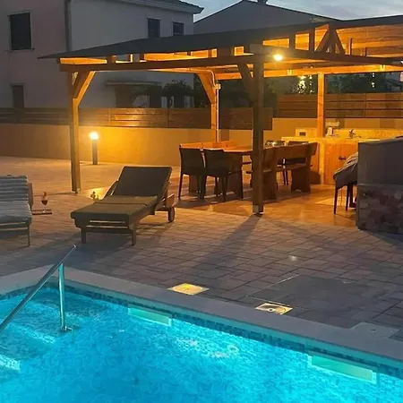 Relaxing Getaway Near Adriatic Sea Loborika