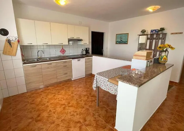 Relaxing Getaway Near Adriatic Sea Daire